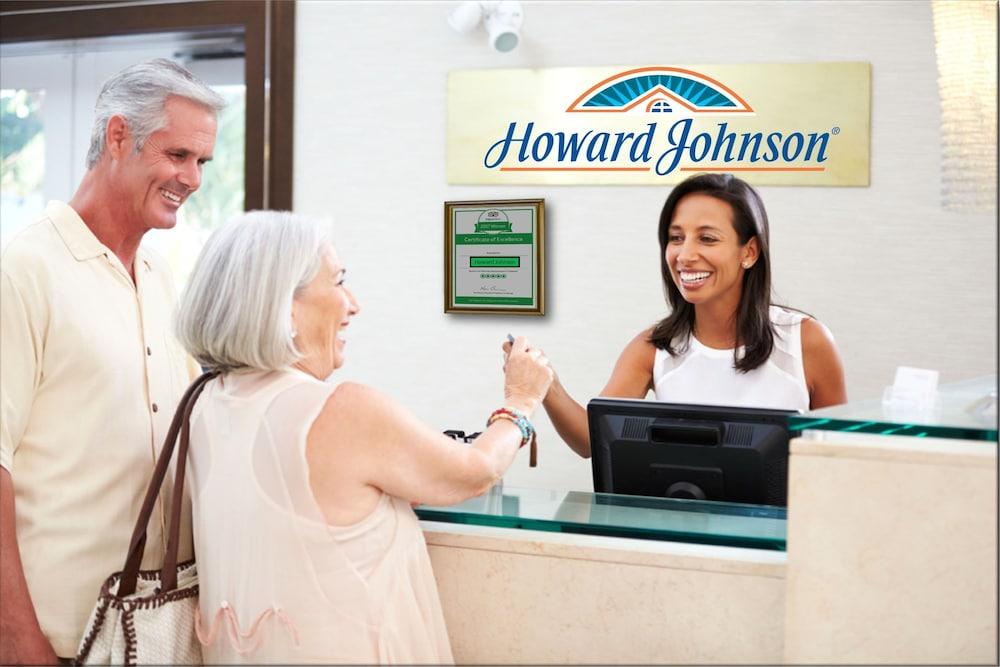 Howard Johnson By Wyndham Beaufort/Parris Island Εξωτερικό φωτογραφία